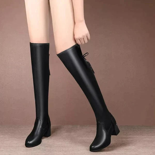 Bota BlackBoot - Cano Longo Em Couro Ecológico Versátil e Estilosa