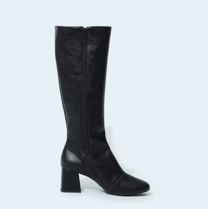 Bota Cano Alto Black com Ziper